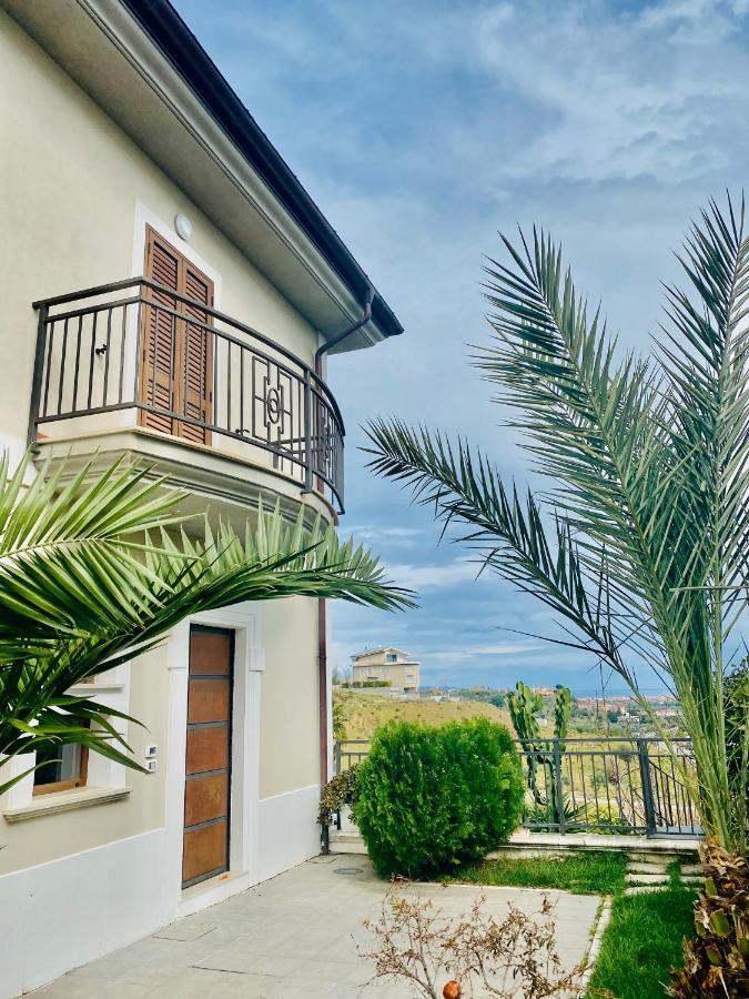 קוריליאנו קלאברו Villa Torre Degli Ulivi מראה חיצוני תמונה