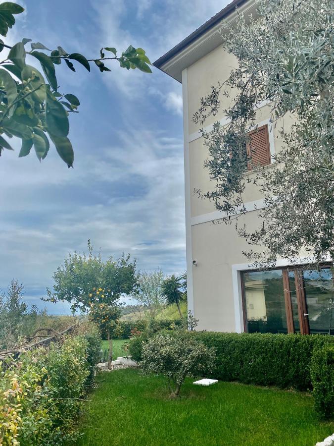 קוריליאנו קלאברו Villa Torre Degli Ulivi מראה חיצוני תמונה